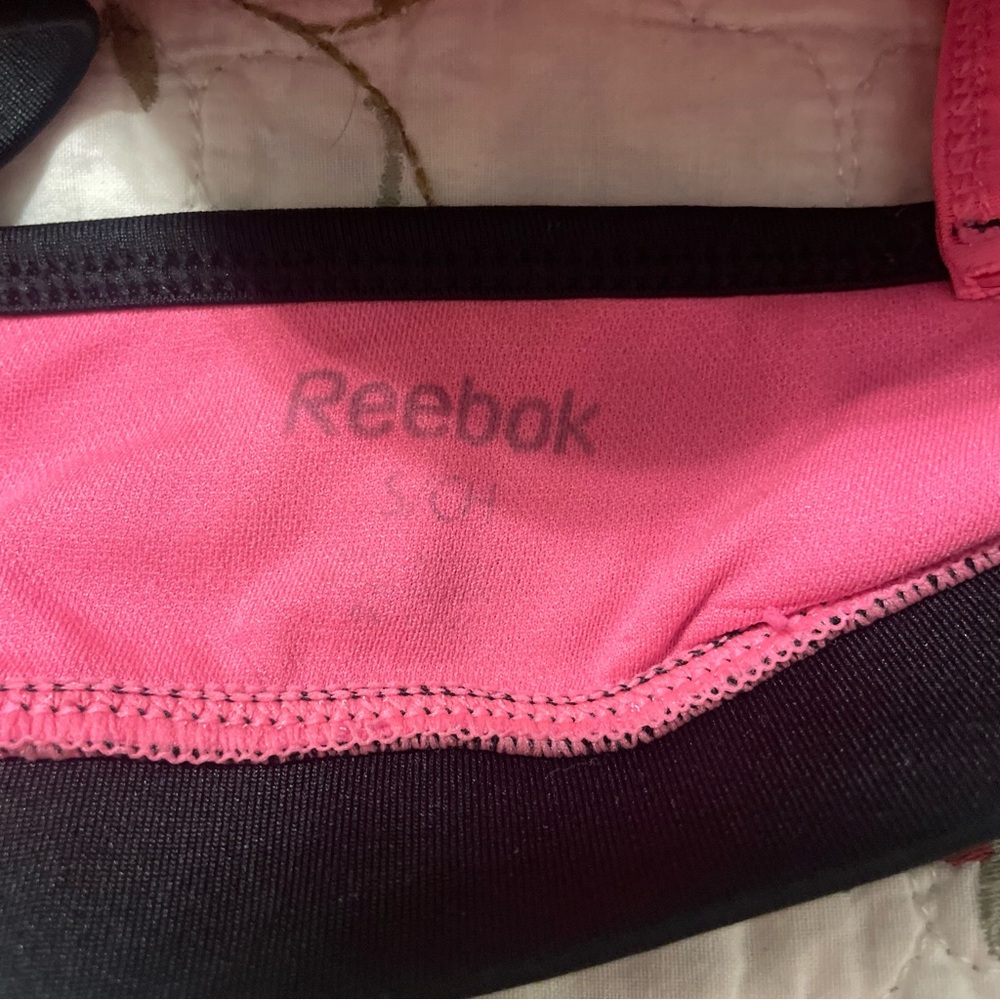 Women’s Reebok Sports Bra - Picture 7 of 7